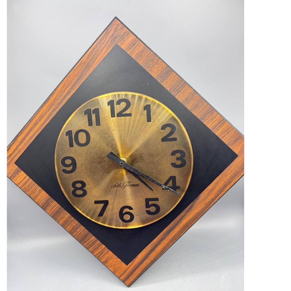 Vtg Seth Thomas Midtown Wall Clock Wood Grain Gold Sunburst Dial E685-132‎ 1973